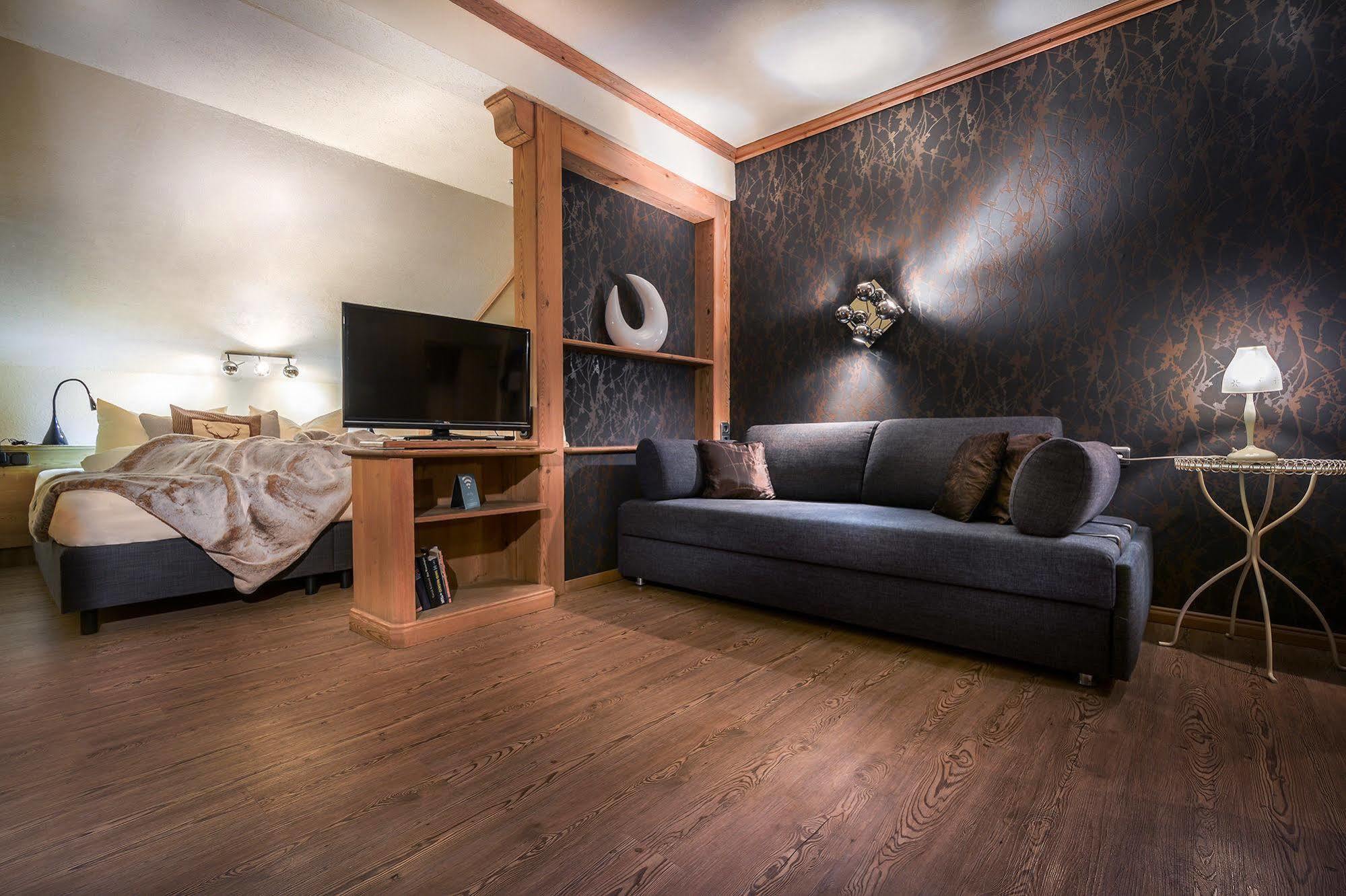 Dreimaederlhaus - Das Vegetarische Boutique Hotel Füssen Eksteriør billede